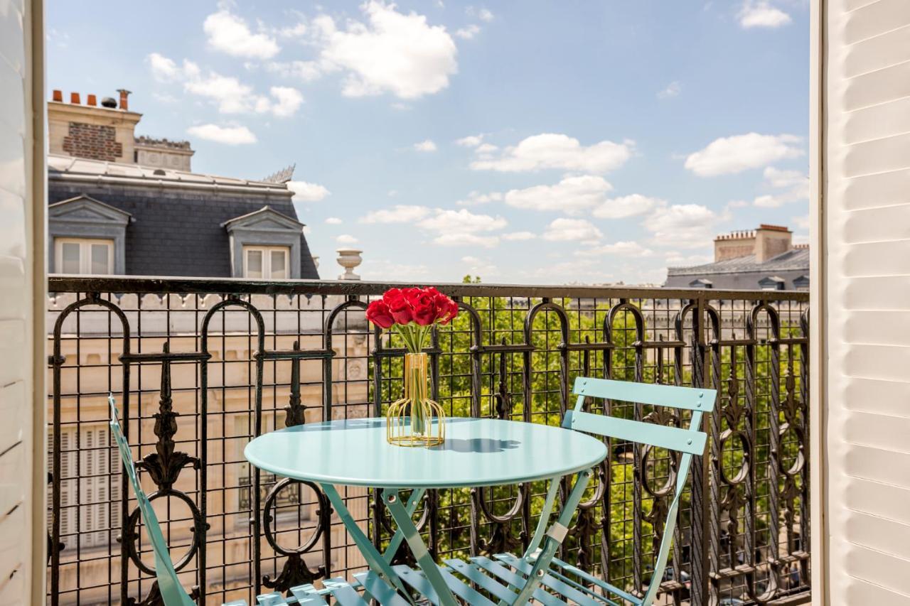 Cosy 4 Bedrooms With Balcony - Champs Elysees Paris Eksteriør bilde